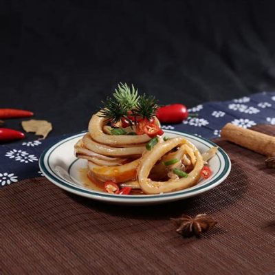  Yingkou Spicy Squid Rings: Can a Fiery Dance of Spices Unleash an Explosion of Savory Umami on Your Tongue?